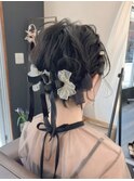 ショートでも可愛いお呼ばれヘア