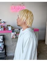 アンゼロ(UNZELO) 白髪ぼかしのブリーチブロンド