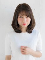 ルティア 池袋(Lutia) 顔まわりレイヤーでまとまるヘア