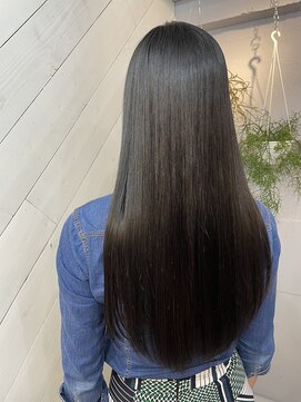 イリーブ(elieve) はじめての縮毛矯正でガラッとイメチェン！！