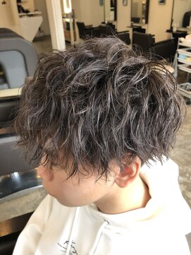 Chawa メンズ スパイラルパーマ L シャワ Chawa のヘアカタログ ホットペッパービューティー Chawa メンズ スパイラルパーマ L シャワ Chawa のヘアカタログ ホットペッパービューティー