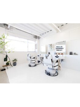 【三田駅徒歩5分】こだわるメンズの為のサロン"BALO BARBERSHOP"で、清潔感のある爽やかな印象へ◎