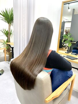 イニット 奈良新大宮(init.) 20代 30代 40代 髪質改善 アースカラー グレーベージュ 艶ロング