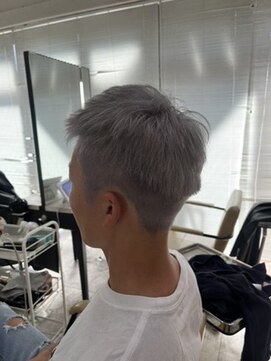 アジールヘア 所沢プロペ通り店(agir hair) ホワイトシルバーベリーショート前髪イメチェン所沢韓国練馬