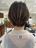 ジル ブラン 福岡(JIL BLAN)&nbsp;ハイライトレイヤーカットショートボブイルミナカラー天神大名