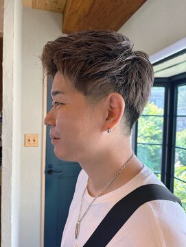 コモレビ(komorebi) 【八田瞳】ツーブロック×刈り上げ◎王道メンズショート