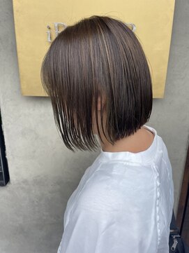 アイビーヘアー(iB HAiR) オリーブグレージュ