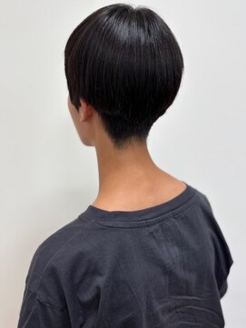 サニー美容室 ショートカット 30代 マッシュショート 艶髪 艶トリートメント