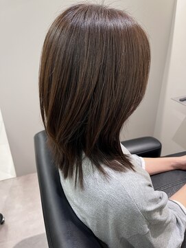 アンテイク(ANTEQUE) ナチュラル／アッシュベージュ／くびれスタイル／外はね