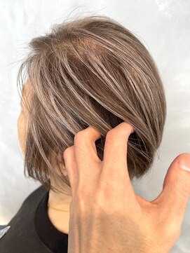 アコ(Aco) 上品ハイライト/白髪ぼかしハイライト/ベージュハイライト