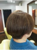 ショートボブ