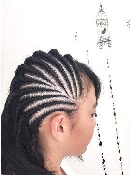 アーチフォーヘアー(a rch for hair) コーンロウデザイン ライン♪