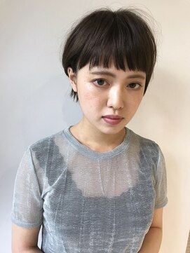 【SHUN】チョッピーバングマッシュショート #オン眉#ベリショ：L011319773｜コクーン(Cocoon)のヘアカタログ｜ホットペッパー ...