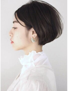 サーカス バイ ビュートリアム 青山(CIRCUS by BEAUTRIUM) 手入れ簡単　コンパクト　伸ばしかけショート　ショートボブ