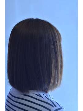 ヘアヌーダ ショートボブ、髪質改善、白髪ぼかし、キッズカット、カット