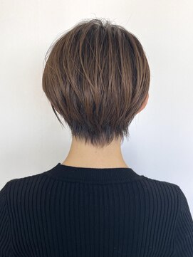 ハピネス クローバー 学園前店(Happiness CLOVER) 丸みショート/前髪/顔周りカット/透明感/20代30代40代50代