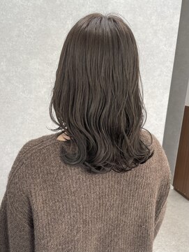 デイジー(Daisy) 天神 大名 カーキグレージュ オリーブベージュ