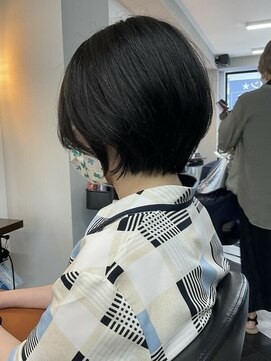 アフロディーテギンザ 神保町(APHRODITE GINZA) カール/セミディ/シアーカラー/姫カット［御茶ノ水/神保町］