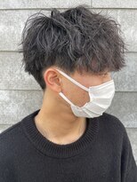 ニアウ 高崎店(Niau)&nbsp;マッシュ波巻きツイストスパイラルセンターパートショート眉毛