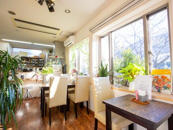 サロン・ド・シルク