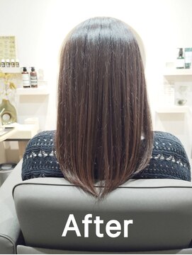 楓 セミロングスタイル