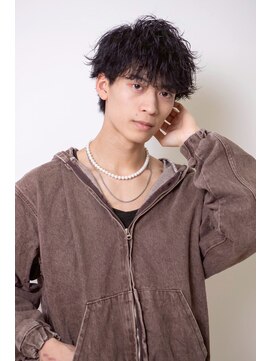 ルフュージュ バイ プロデュース 相模大野店(Refuge by Produce) メンズパーマ