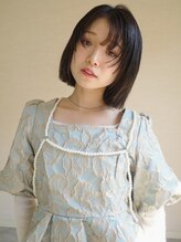 トナリ(tonari) グレージュ フェイスレイヤー ぱつっとボブ【鹿児島中央駅】