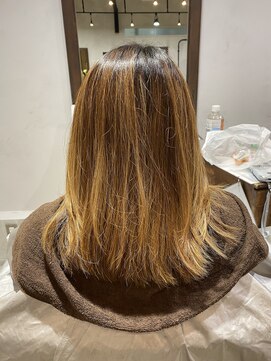 ウル(ulu) ハイライト×マットベージュ