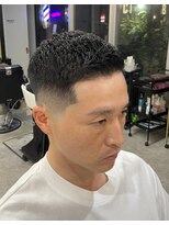 フランクスバーバーリザーブ 人形町店(FRANK’S BARBER RESERVE) アイロンパーマ フェードカット