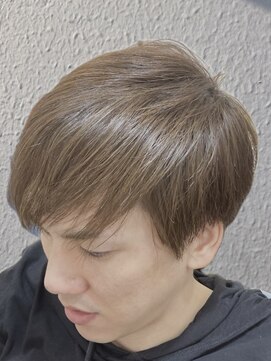 エレガル(elegalu) アッシュにブルーを混ぜたヘアカラー
