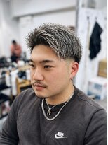 マジック 関目店(magic) シルバーショートフェード