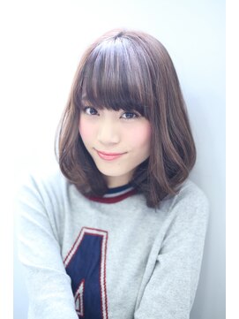 ジルバイジアン(JILL by GIEN) 暗髪ルミエールカラー小顔厚めバング大人グラムボブ