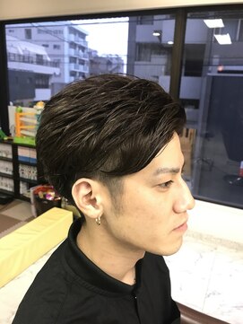 トモズヘアデザイン(Tomo's Hair Design) メンズ　七三ゆるカチッ☆ツーブロ刈り上げスタイル