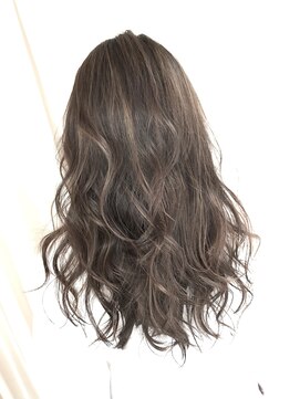 エール(a:le) 3Dバレイヤージュ アッシュベージュ