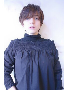 ブーケ(BOUQUET) 王道シンプルショート　山本美月ヘアスタイル