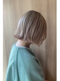 外ハネボブミルクティーベージュ_ローライトスリークボブ