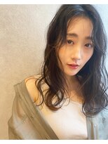 エンバイフラワー(enn by flower)&nbsp;センターパートのラフウェーブ