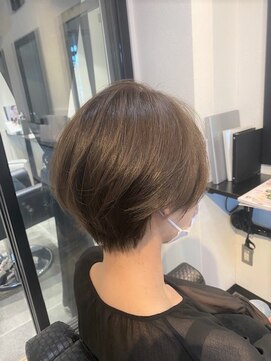 エターナル リアン(ETERNAL LIEN) 小顔丸みショート