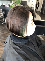 インヴィンシブル ヘアー マーダ(Invincible Hair MADA) ショート×インナーカラー