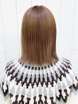 アイティー バイ アルバム 浦和店(IT by ALBUM) ベージュボブ_ミニウルフテラコッタくすみブルー_ba321361