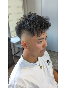 リーブル(Libre) スキンフェード×ゆるスパイラル