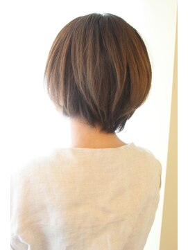 レウナ 外苑前(Reuna) 【30代40代50代】大人可愛いショートボブスタイル