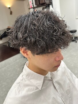 フゥ 宇都宮(FeU) 波巻きパーマメンズパーマメンズヘアツーブロックツイストパーマ