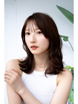 レノラ 本町(LENORA) 20代30代大人かわいいナチュラル暗髪エアーストレートヘア