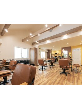 思ったその日に予約なし!で行けるリッチな待合いのある美容室☆お値段以上の技術と満足度が魅力です！