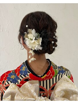 バサラ 大阪なんば店(VASARA) 大阪　なんば　顔合わせに人気　振袖クラシックstyle