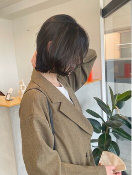 丁寧な施術と高い技術力で、どこから見てもキマる似合わせカット◎小顔魅せも叶う横顔美人に☆