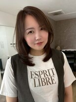 エトワ 中央店(etoi)&nbsp;大分ハッシュカット胸上鎖骨下ミディアムレイヤースタイルかるめ