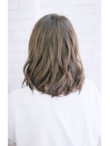 アルネ プラスエヌ(ARNE+n)&nbsp;20代30代40代　愛され・抜け感ショートバング【近江八幡】