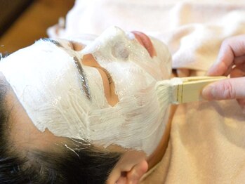 ディスイズザバーバー(This is The BarBer)の写真/【HOT PEPPER Beauty AWARD 2020-2023 4年連続 BEST SALON SILVER Prize受賞】大人の身だしなみを整えます*